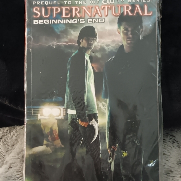 Supernatural Comic Book Set - Picture 9 of 10
